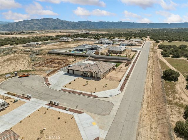 16917 Mora Court, Hesperia, CA 92345