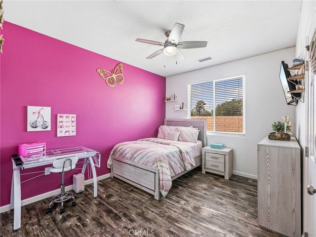 16917 Mora Court, Hesperia, CA 92345