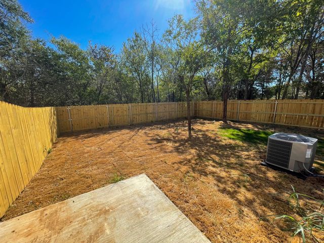 2624 S Fannin Avenue, Denison, TX 75020