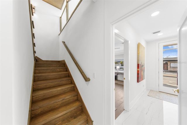 2187 MAIN STREET, Sarasota, FL 34237