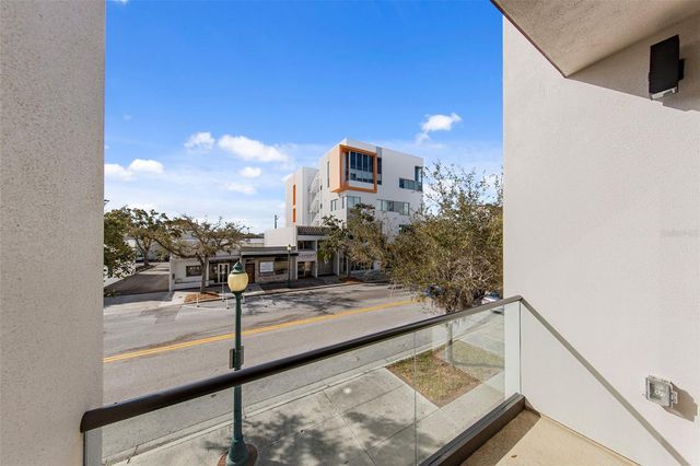 2187 MAIN STREET, Sarasota, FL 34237