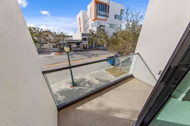 2187 MAIN STREET, Sarasota, FL 34237