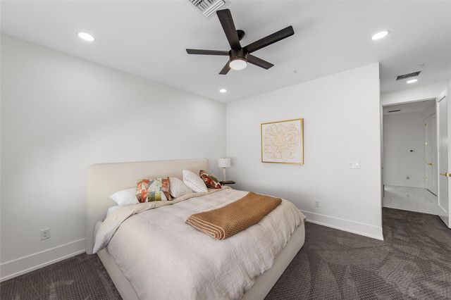 2187 MAIN STREET, Sarasota, FL 34237