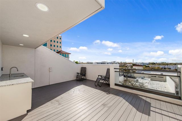 2187 MAIN STREET, Sarasota, FL 34237