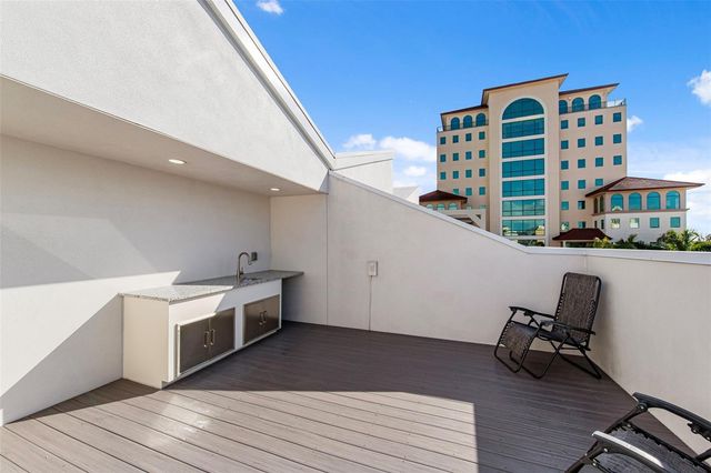 2187 MAIN STREET, Sarasota, FL 34237