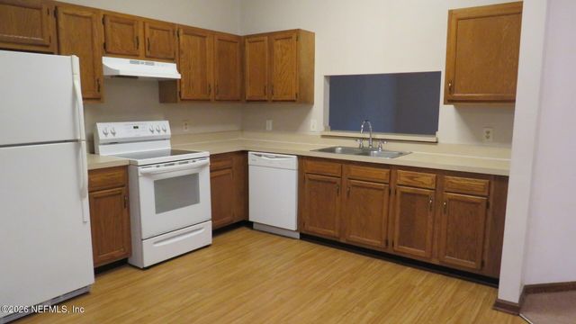 1878 SHADOW RIDGE Trail, Jacksonville, FL 32225