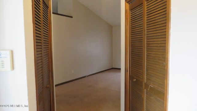 1878 SHADOW RIDGE Trail, Jacksonville, FL 32225