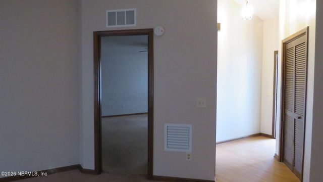 1878 SHADOW RIDGE Trail, Jacksonville, FL 32225