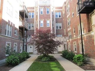 2315 E 70th Place 213, Chicago, IL 60649