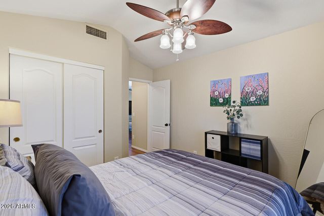 315 W KELTON Lane, Phoenix, AZ 85023