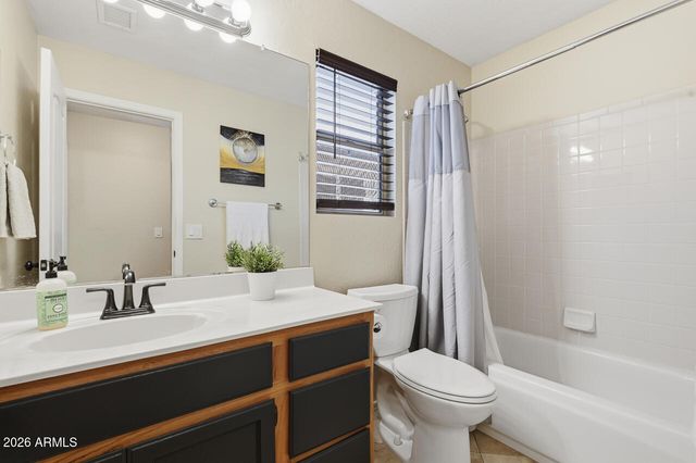 315 W KELTON Lane, Phoenix, AZ 85023
