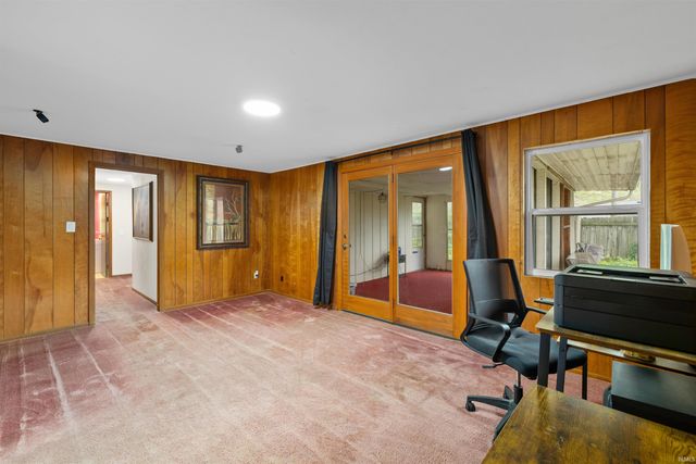 5228 Camelot Drive, Fort Wayne, IN 46815