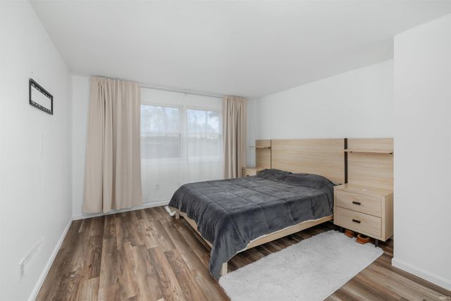 5228 Camelot Drive, Fort Wayne, IN 46815