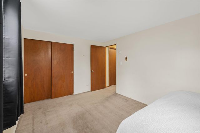 5228 Camelot Drive, Fort Wayne, IN 46815