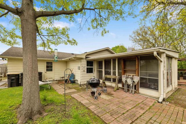5228 Camelot Drive, Fort Wayne, IN 46815