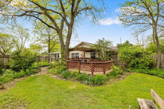 5228 Camelot Drive, Fort Wayne, IN 46815