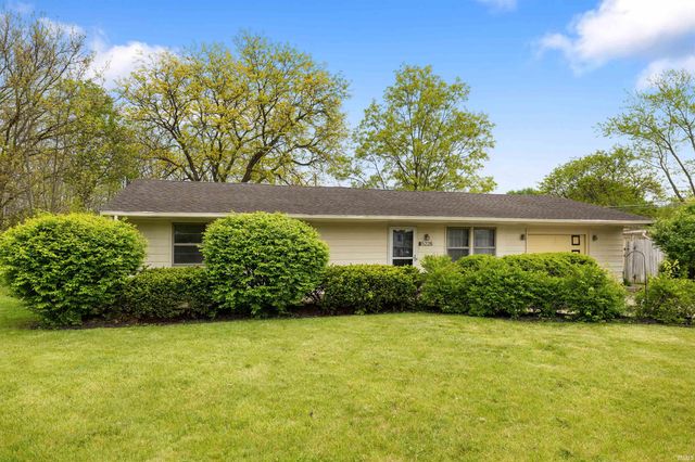 5228 Camelot Drive, Fort Wayne, IN 46815