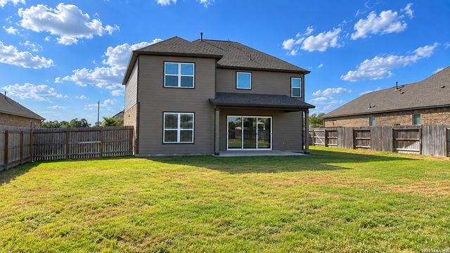159 Azalea Aly, Castroville, TX 78009