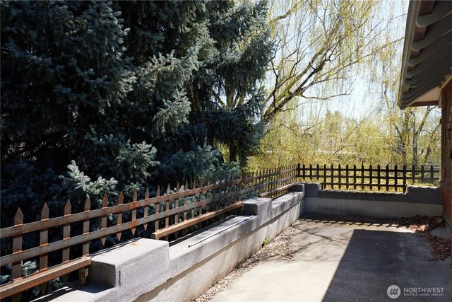 1041 Alvarado Terrace, Walla Walla, WA 99362