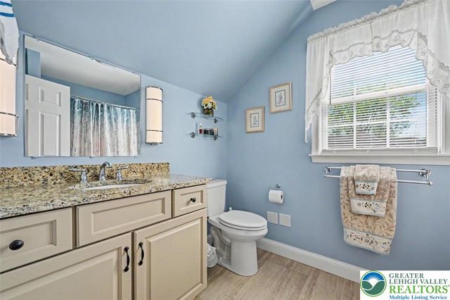 112 Michaels Run Road, Stroud Twp, PA 18360