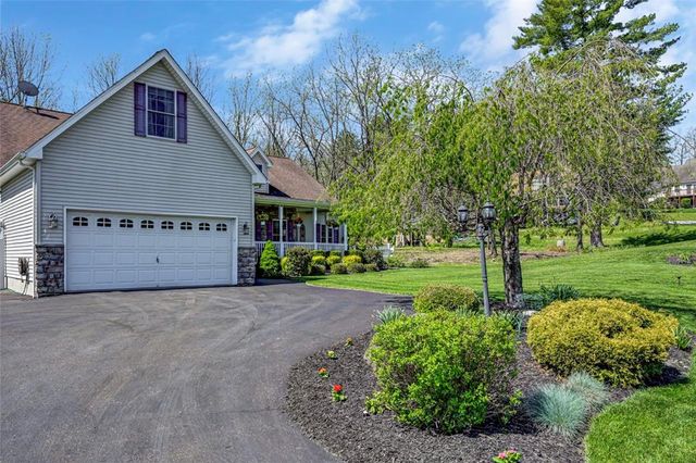 112 Michaels Run Road, Stroud Twp, PA 18360