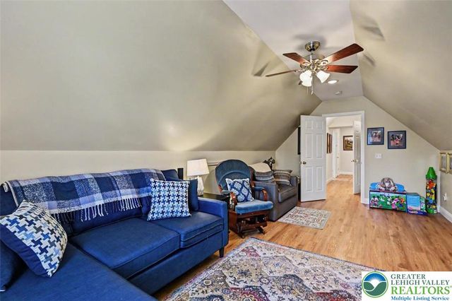 112 Michaels Run Road, Stroud Twp, PA 18360