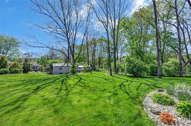 112 Michaels Run Road, Stroud Twp, PA 18360
