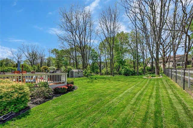 112 Michaels Run Road, Stroud Twp, PA 18360