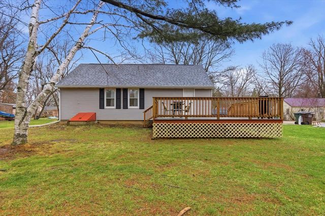 1305 E Road 1 Road, Edgerton, WI 53534