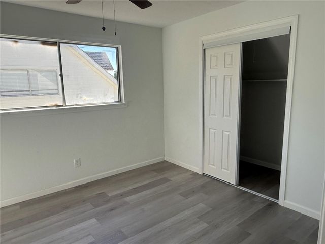5615 Greylog Drive, Houston, TX 77048