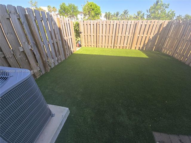 12133 NW 23rd Ct, Miami, FL 33167