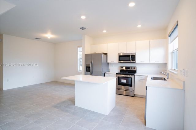 12133 NW 23rd Ct, Miami, FL 33167