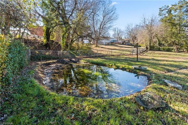 2622 Woodruff Avenue, High Point, NC 27265