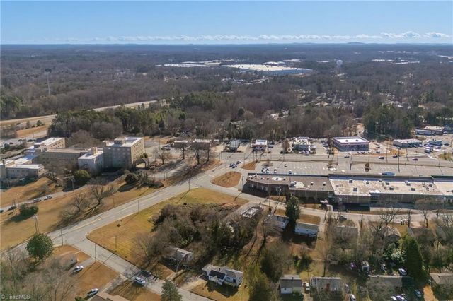 2622 Woodruff Avenue, High Point, NC 27265