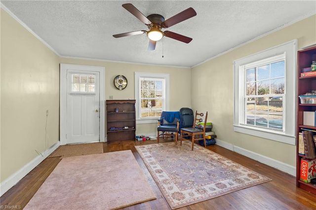 2622 Woodruff Avenue, High Point, NC 27265