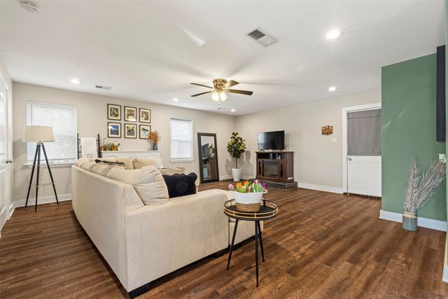 2425 Larchmont Drive, Mesquite, TX 75150