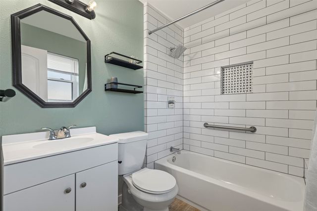 2425 Larchmont Drive, Mesquite, TX 75150