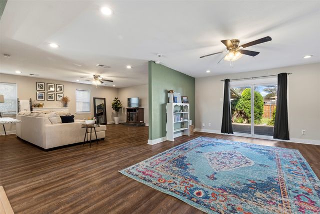 2425 Larchmont Drive, Mesquite, TX 75150