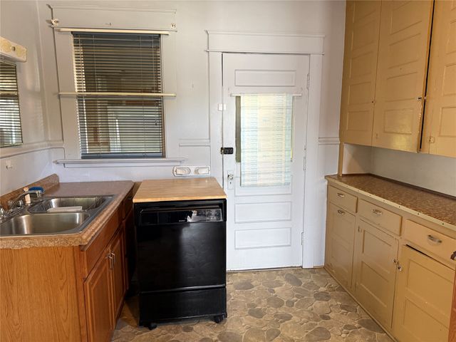 661 BRANDES Street, Erie, PA 16503