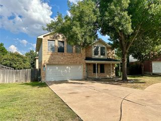 20805 Trotters LN, Pflugerville, TX 78660