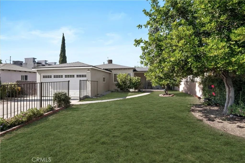 11351 Bessemer Street, North Hollywood, CA 91606