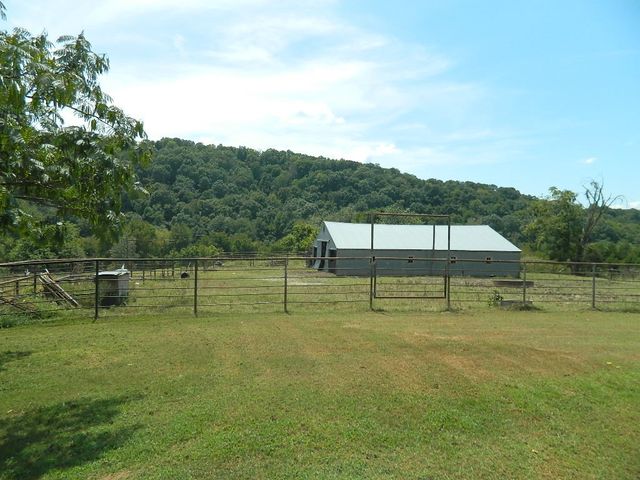 428 County Road 522, Berryville, AR 72616
