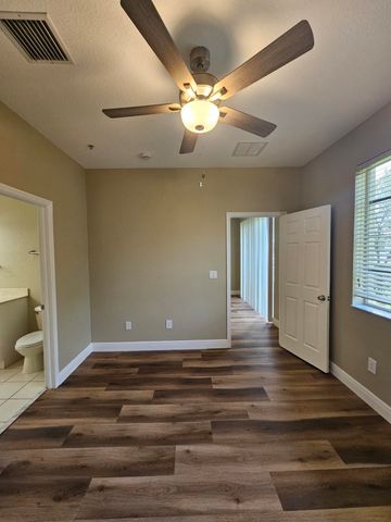 1967 FREEPORT Drive, Riviera Beach, FL 33404