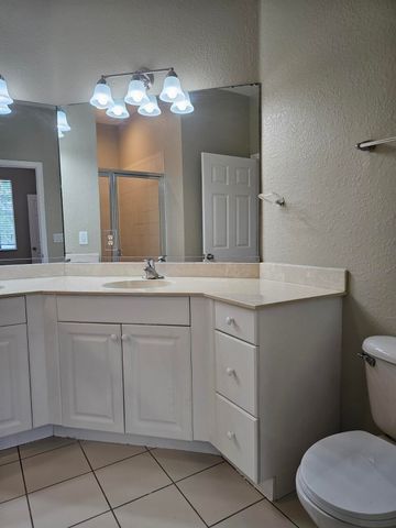 1967 FREEPORT Drive, Riviera Beach, FL 33404
