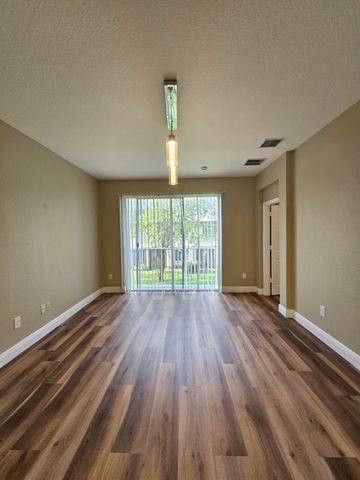 1967 FREEPORT Drive, Riviera Beach, FL 33404
