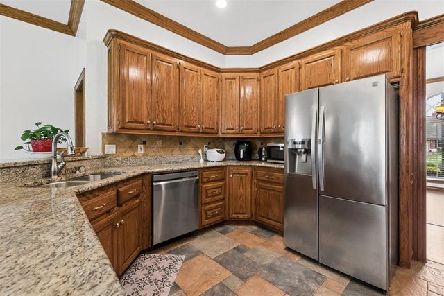 2413 Villa Lante Circle, Oklahoma City, OK 73170