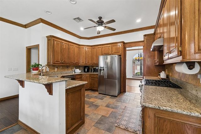 2413 Villa Lante Circle, Oklahoma City, OK 73170