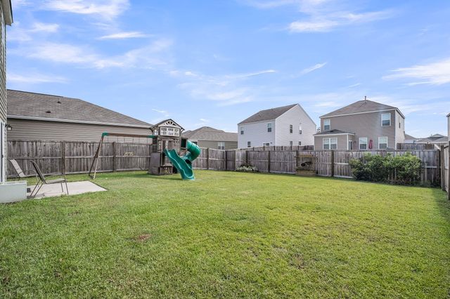 108 Holly Leaf Lane, Summerville, SC 29486