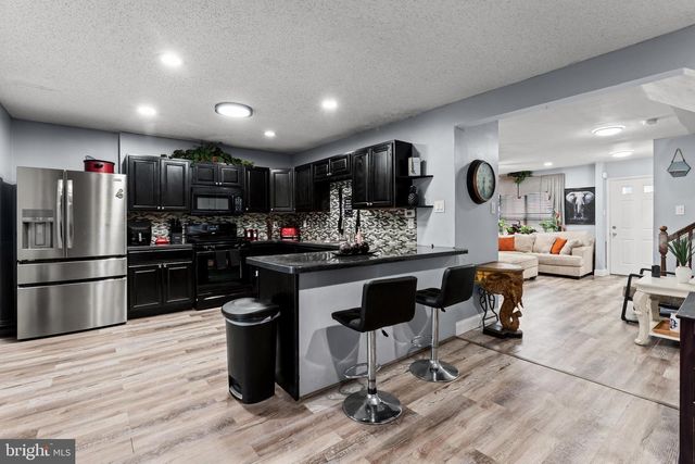 904 BLAKE DR, Mays Landing, NJ 08330