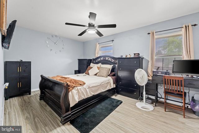 904 BLAKE DR, Mays Landing, NJ 08330